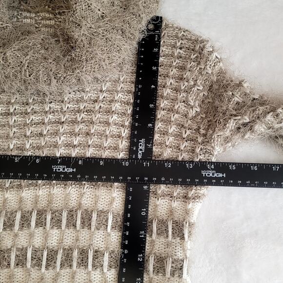 Unbranded Greige Eyelash Fuzzy Nubby Cowl Turtleneck Wool Blend Sweater Small - Picture 7 of 8